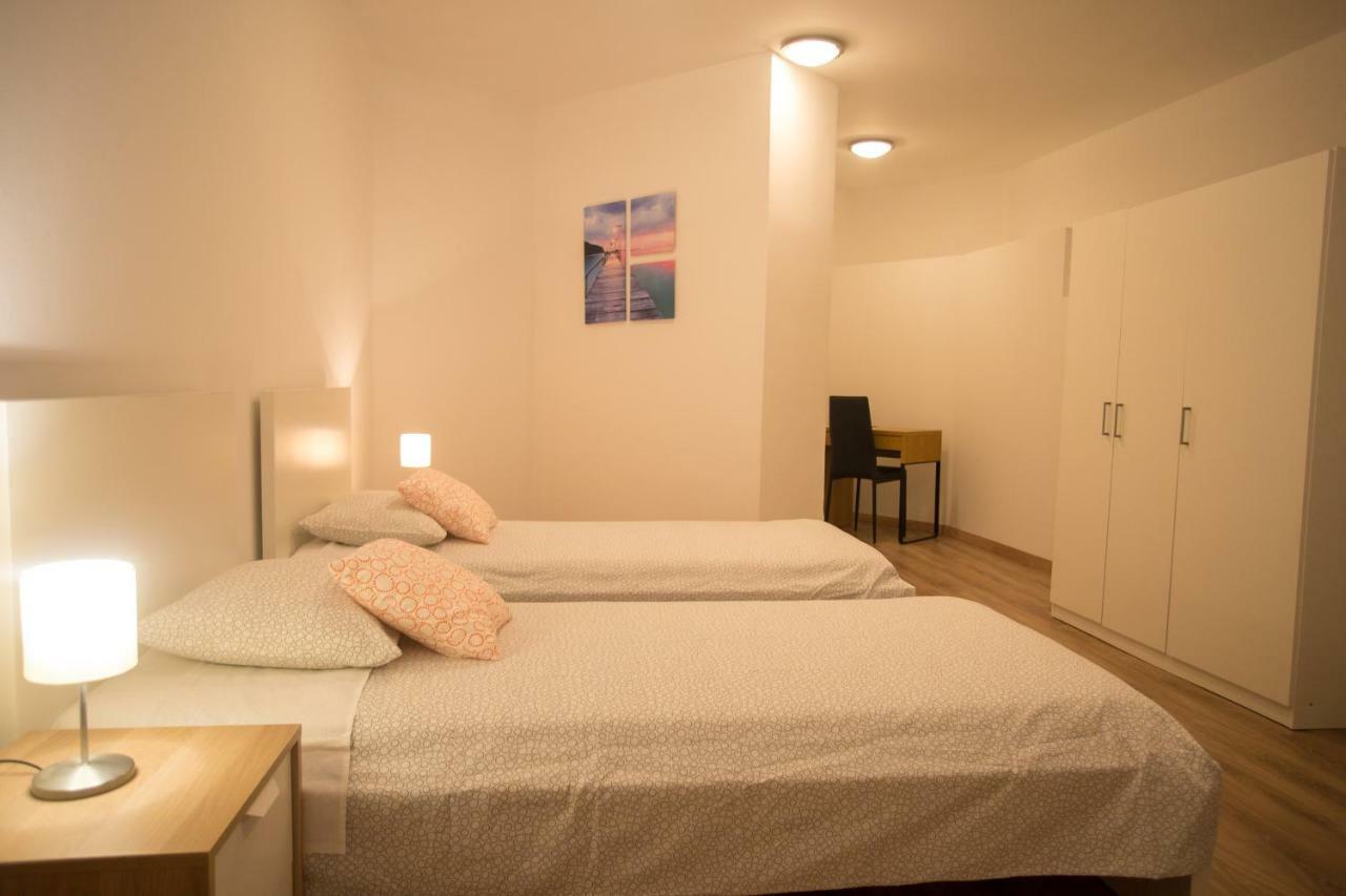 Apartman Girasol Pula Apartment Exterior photo